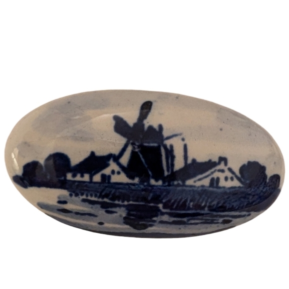 WINDMILL PORCELAIN Oval Broach Blue Delft Netherlands Holland Scene Pin Vintage - Picture 6 of 7